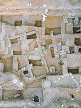 Cover of Hadashot Arkheologiyot 137